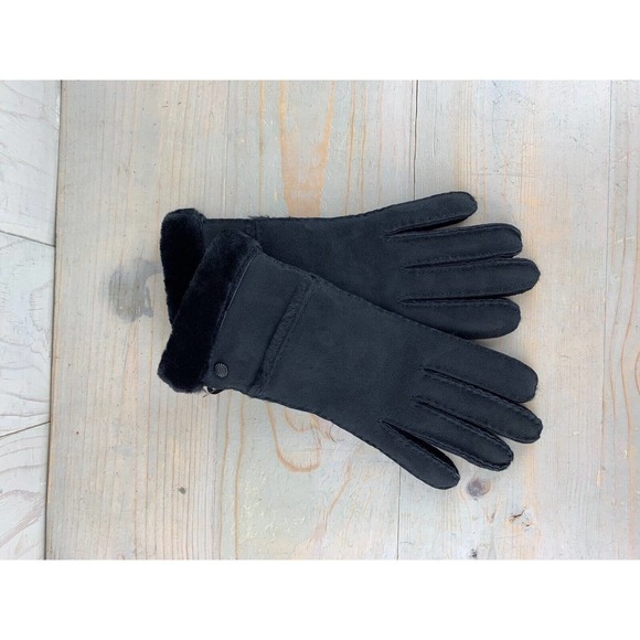 UGG black SHEEPSKIN EXPOSED SLIM TECH GLOVES WOMENS LARGE NWT - Picture 3 of 12